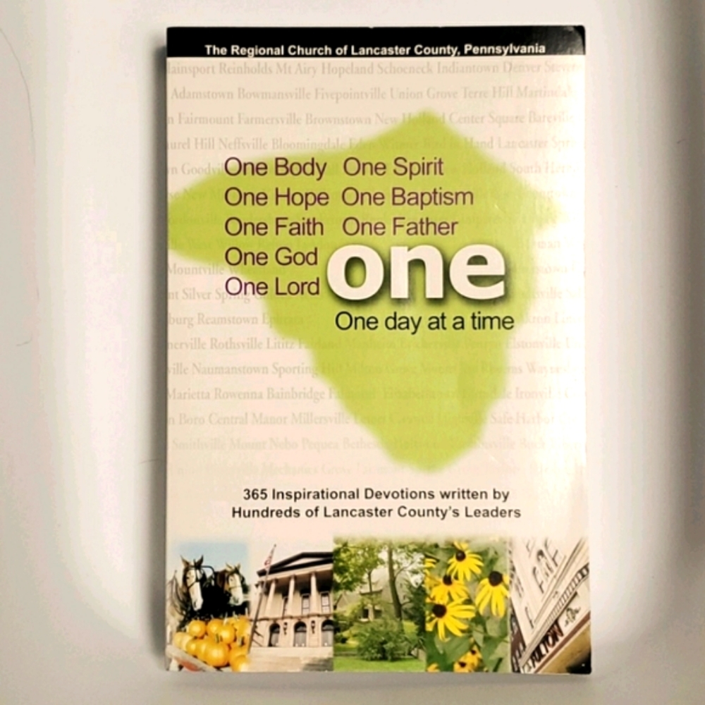 DAILY DEVOTIONS BOOK 2005  Lancaster County Pennsylvania Church Leaders